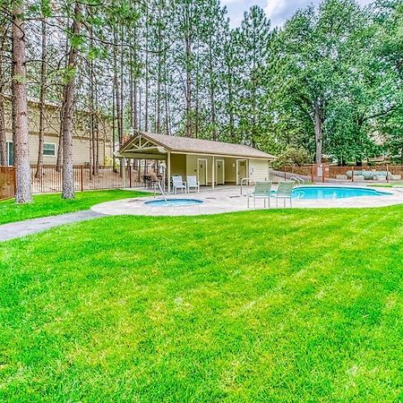 Slide Creek Retreat Apartment Bass Lake Bagian luar foto