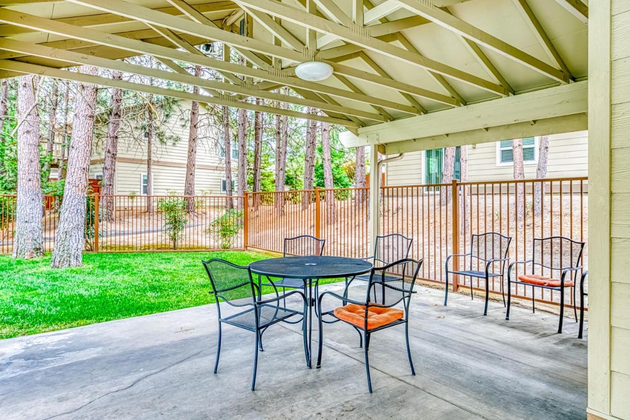 Slide Creek Retreat Apartment Bass Lake Bagian luar foto